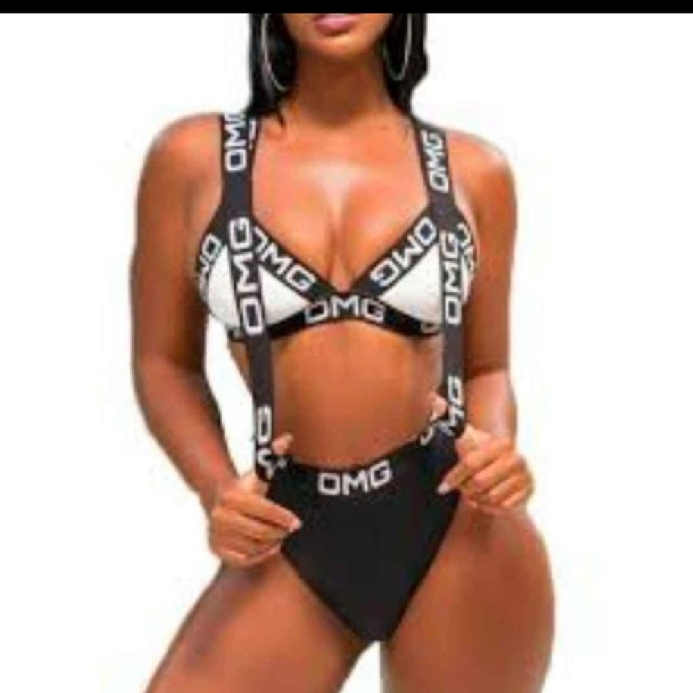 2 Piece Black and White Bikini